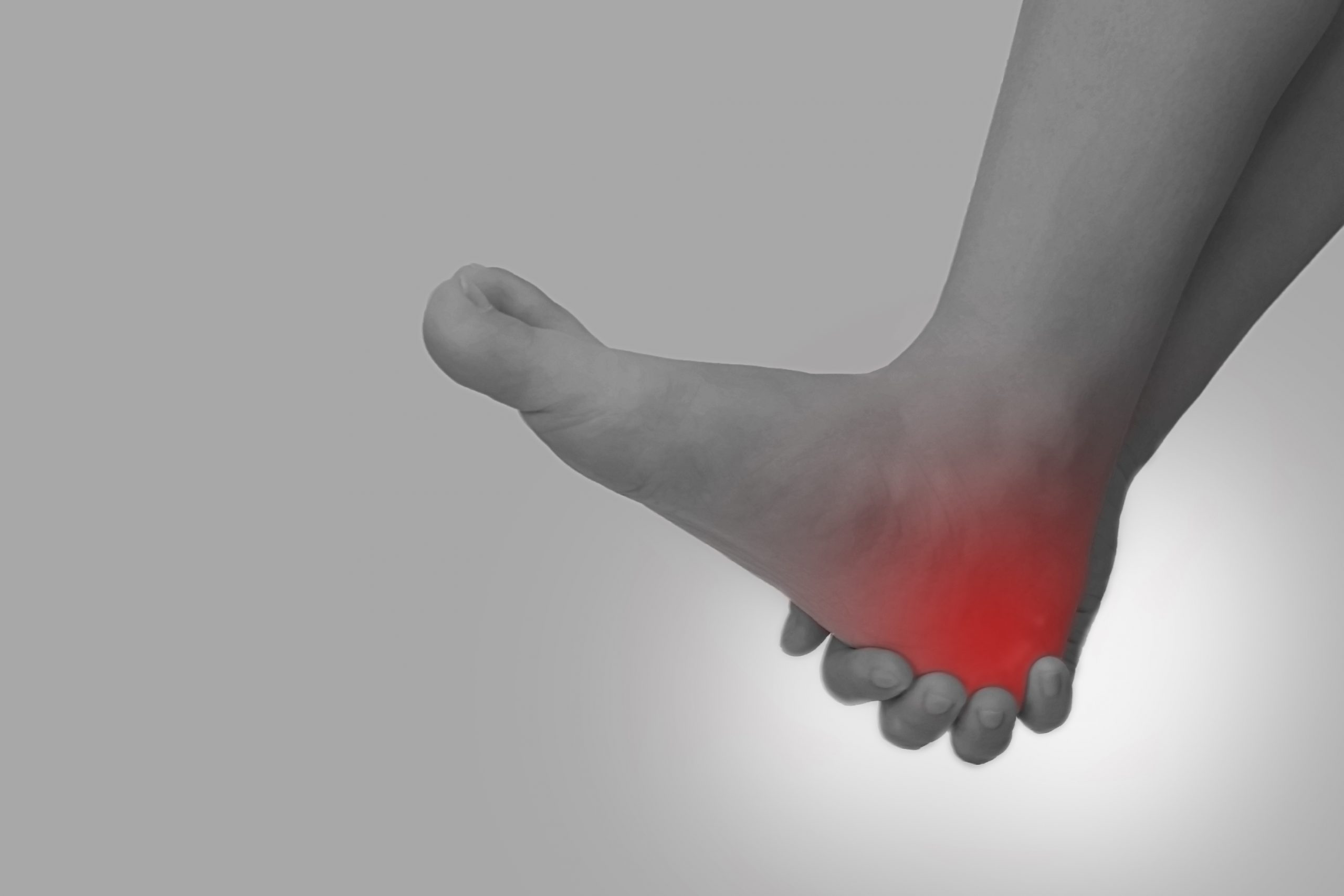 足底筋膜炎を治す方法（足裏・かかとの痛み） | せんだいファミリー整骨院【足裏の痛み・かかとの痛み・足底筋膜炎】